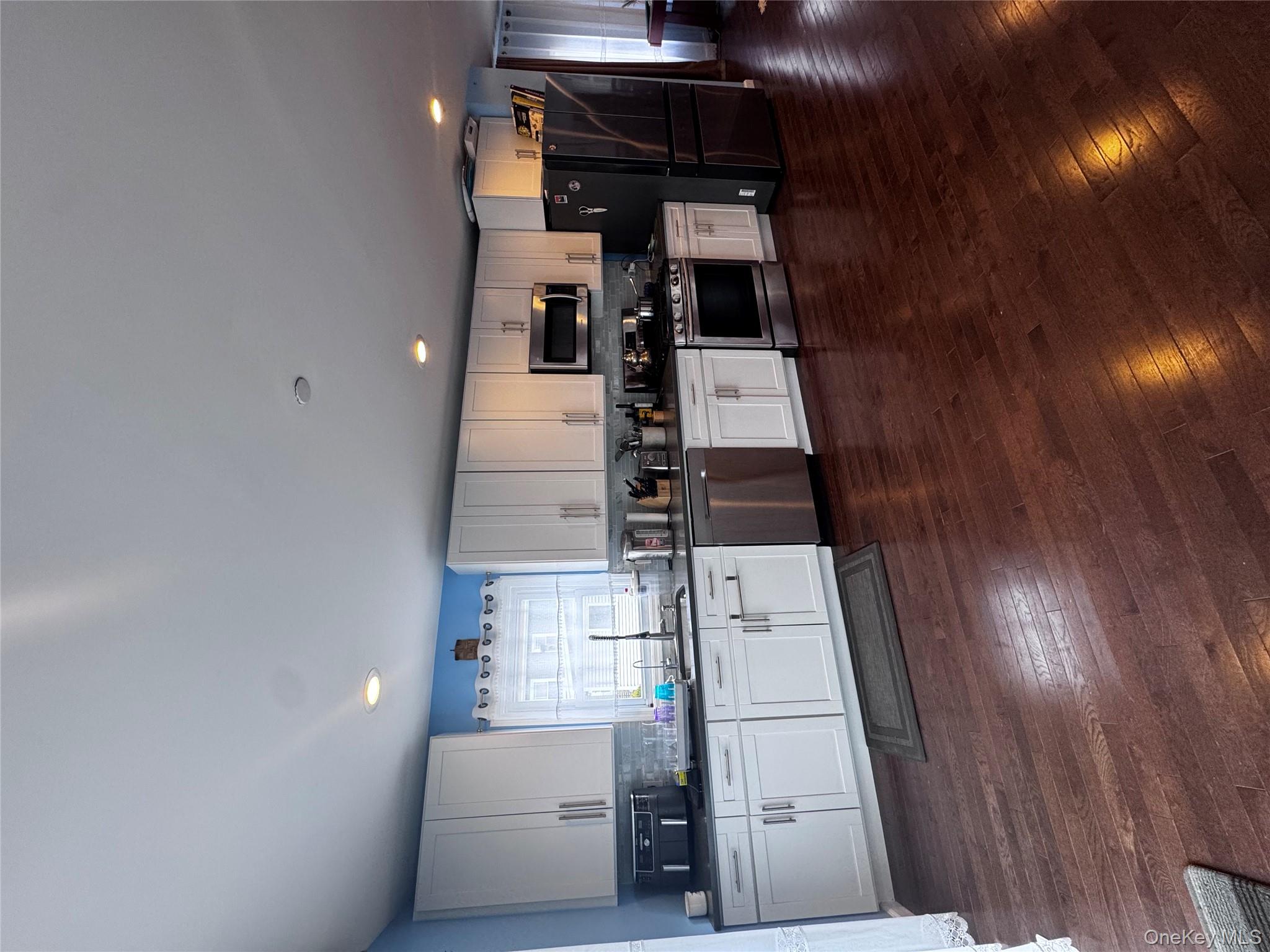 45 Kildare Road Island Park, NY 11558 - Photo 5 of 14