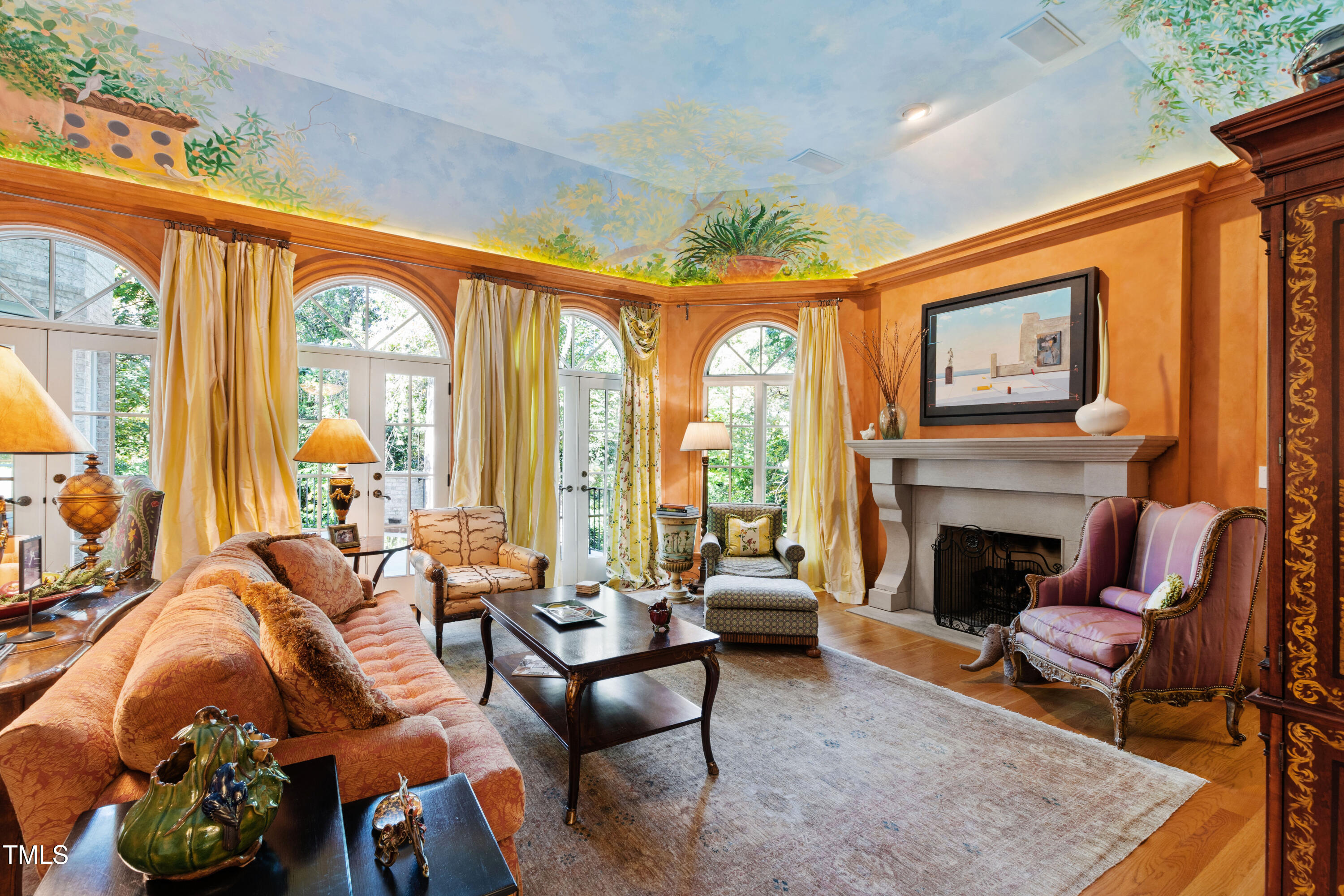 2658 Davis Street Raleigh, NC 27608 - Photo 16 of 99 Living Room