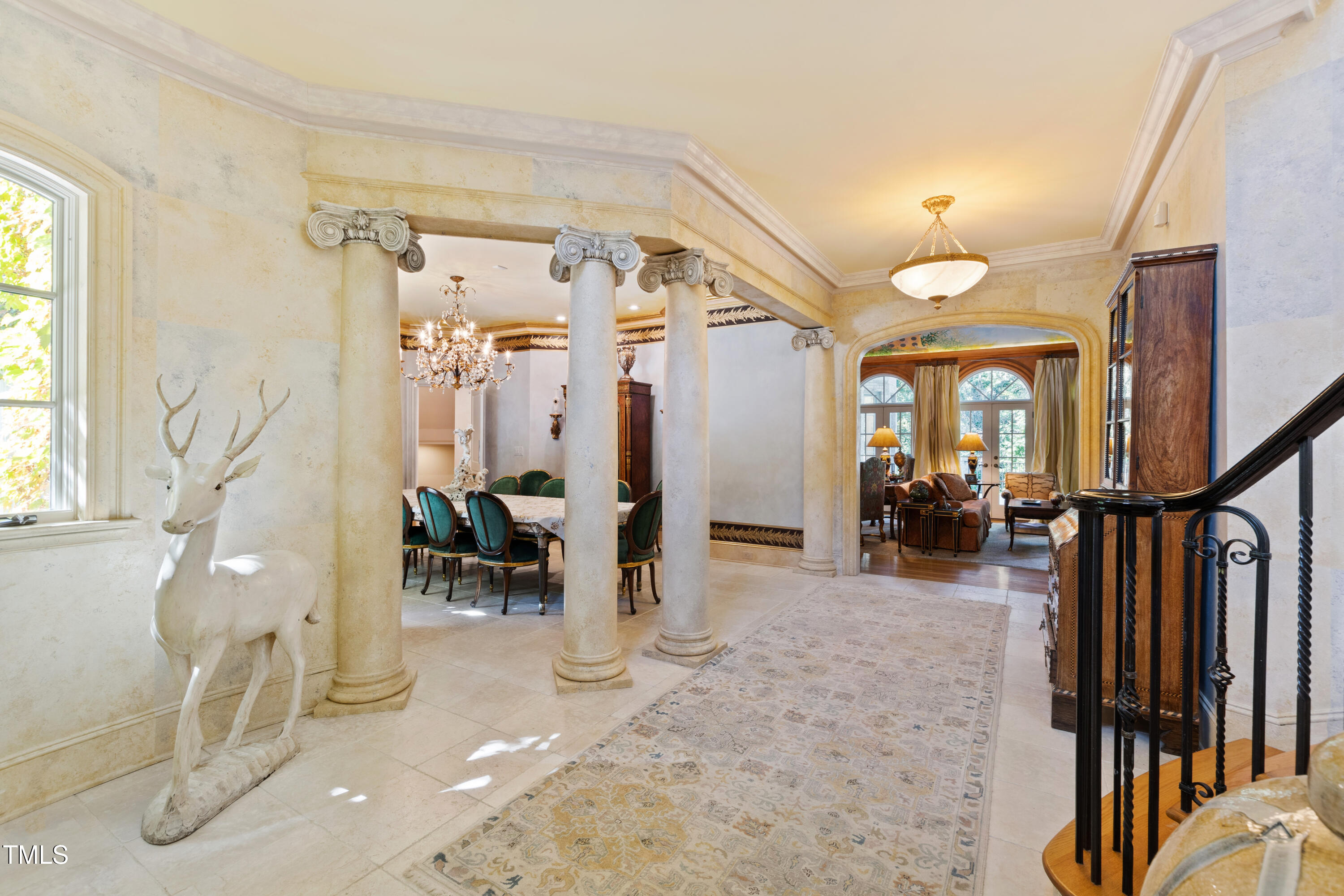 2658 Davis Street Raleigh, NC 27608 - Photo 17 of 99 Foyer