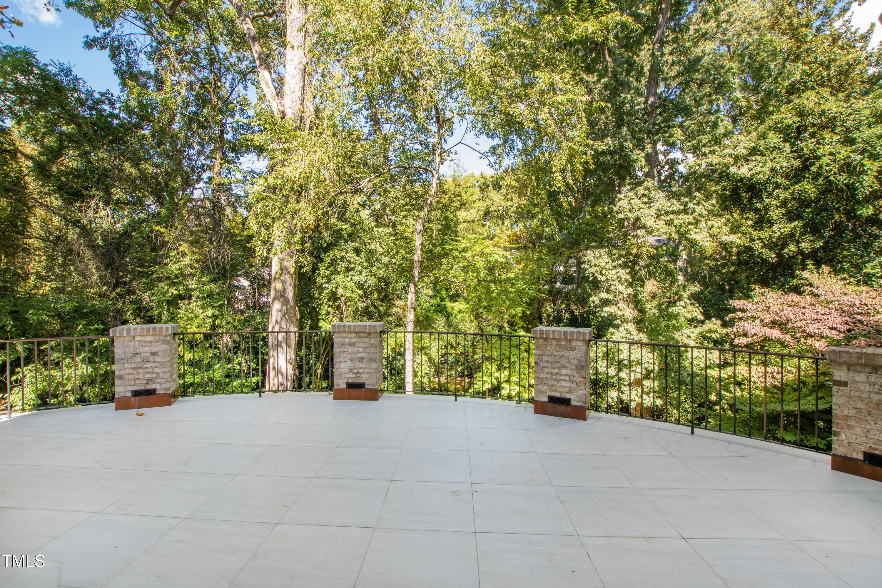 2658 Davis Street Raleigh, NC 27608 - Photo 23 of 99 Terrace