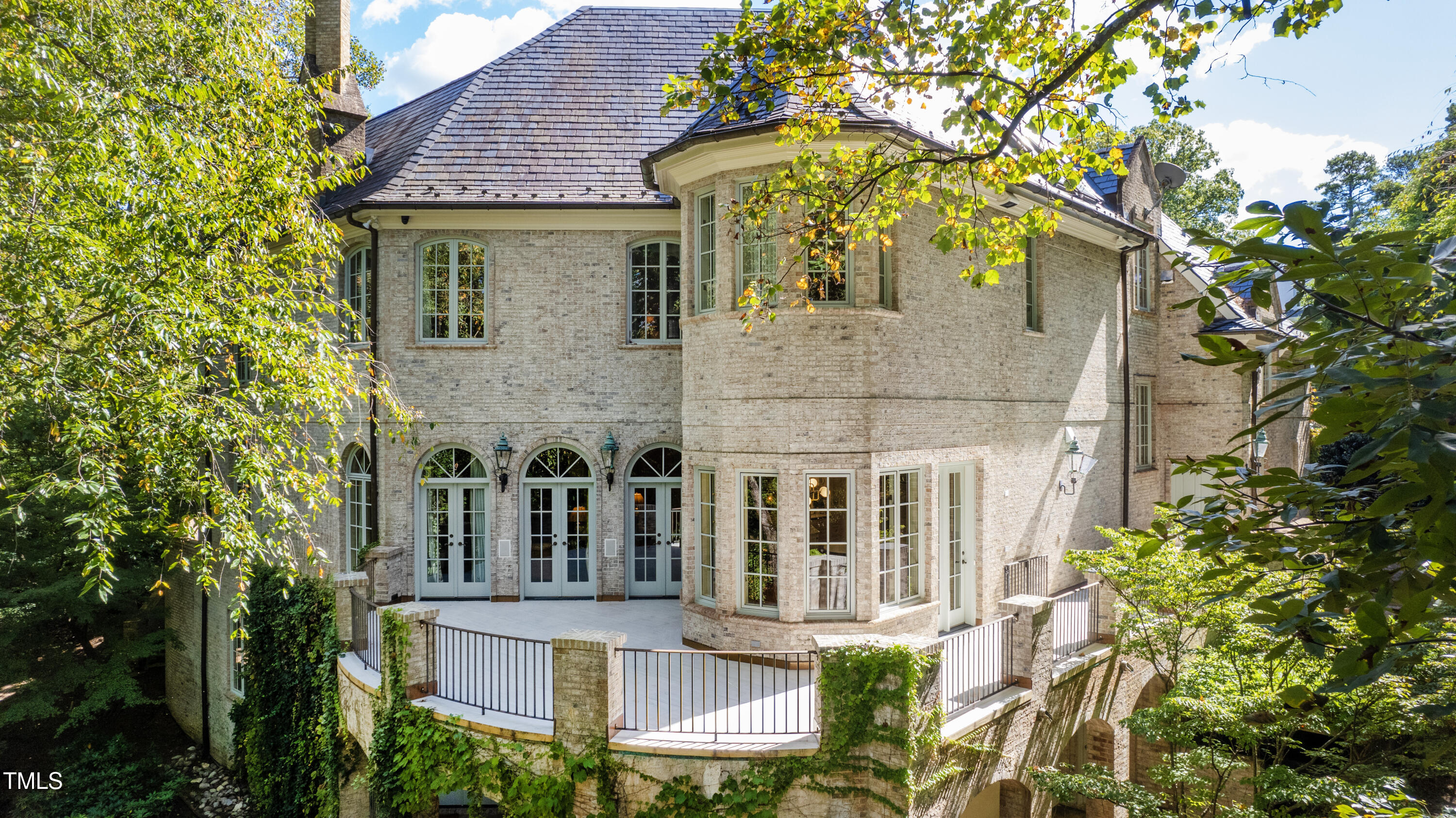 2658 Davis Street Raleigh, NC 27608 - Photo 25 of 99 Terrace