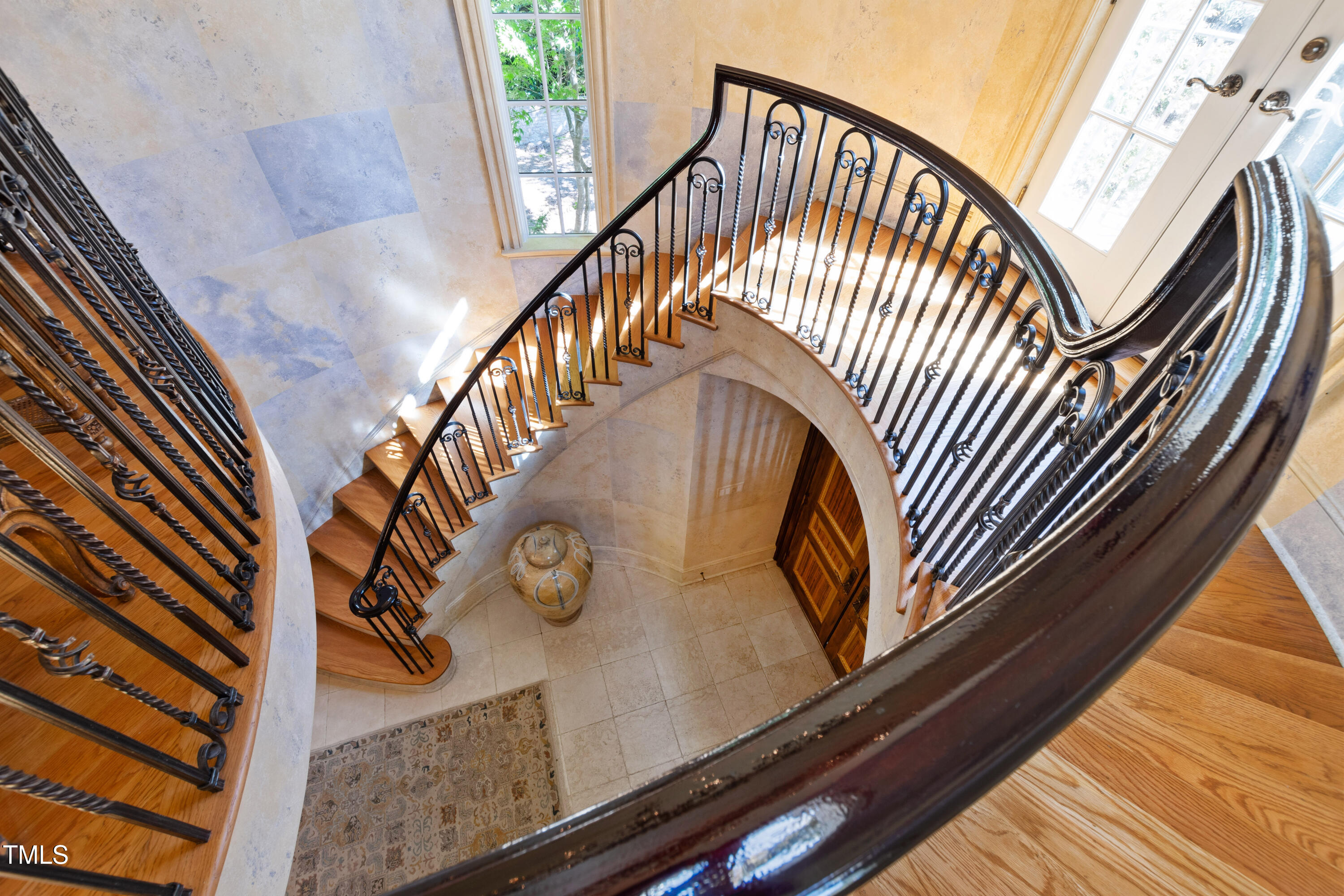 2658 Davis Street Raleigh, NC 27608 - Photo 43 of 99 Stairs