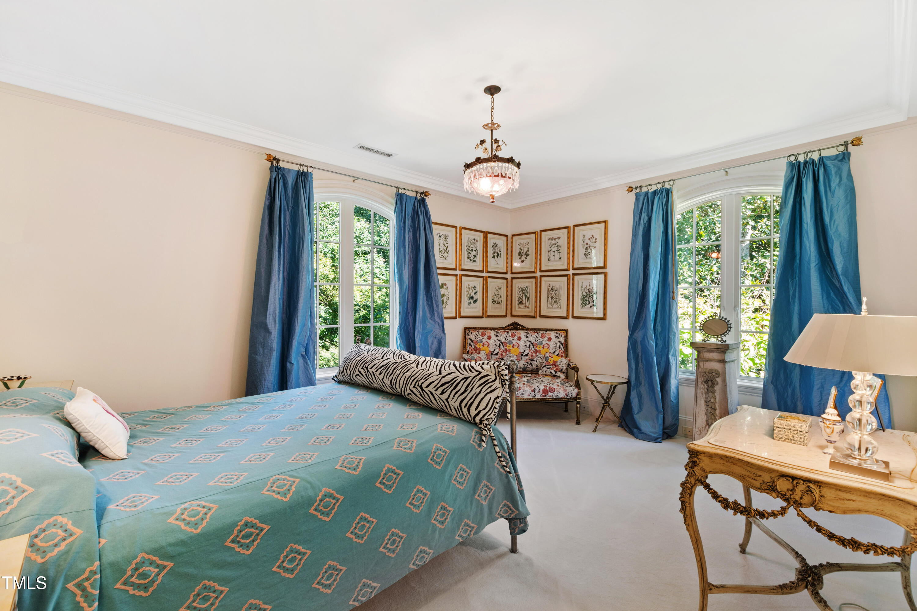 2658 Davis Street Raleigh, NC 27608 - Photo 50 of 99 Guest Suite