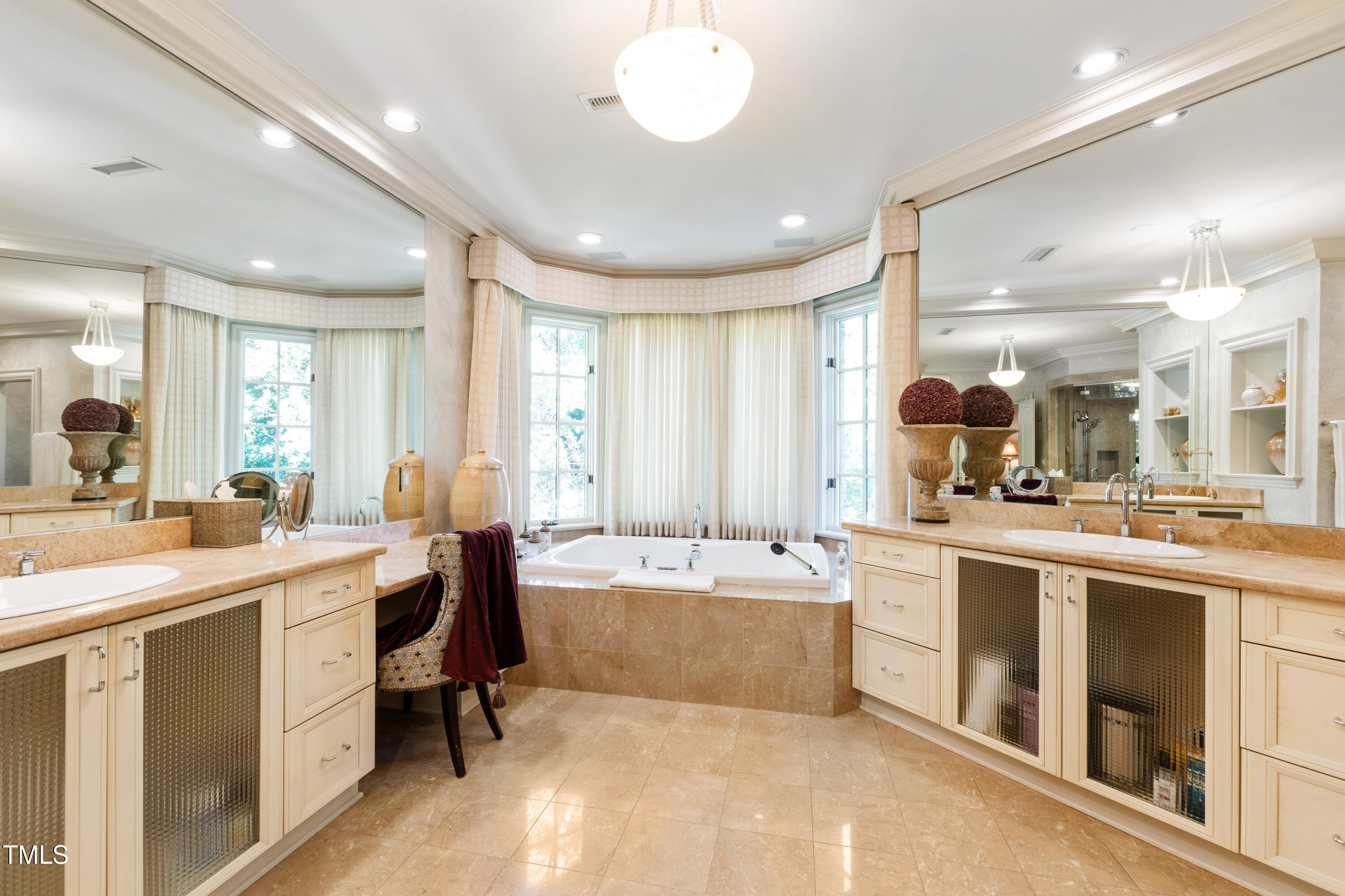 2658 Davis Street Raleigh, NC 27608 - Photo 56 of 99 Primary Suite