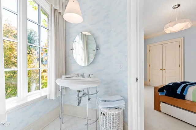 $2,990,000 | 2658 Davis Street, Raleigh, NC 27608