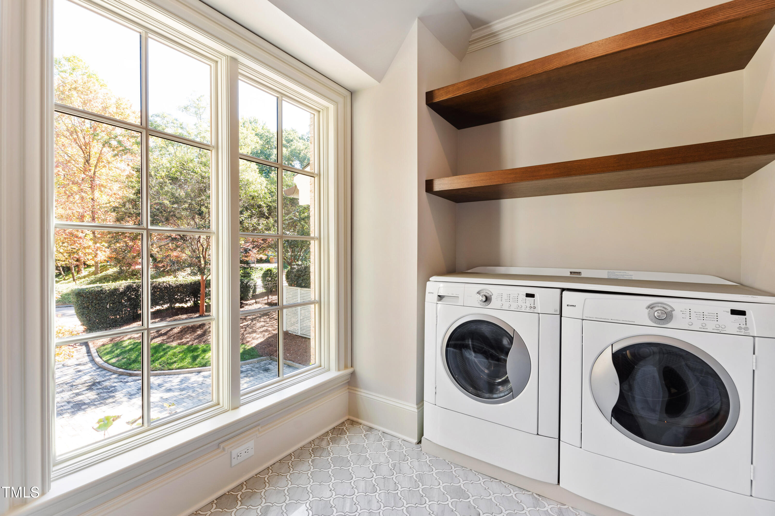 2658 Davis Street Raleigh, NC 27608 - Photo 68 of 99 Laundry