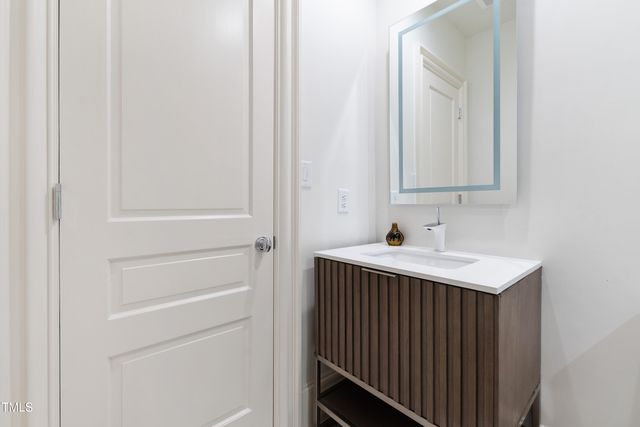 $2,990,000 | 2658 Davis Street, Raleigh, NC 27608