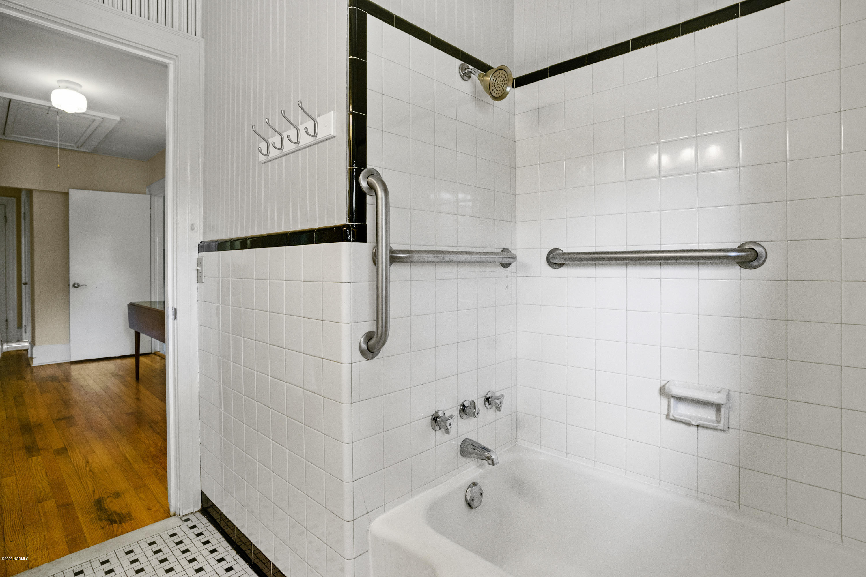 2501 Chestnut Street Wilmington, NC 28405 - Photo 18 of 28 2501 Chestnut St-30