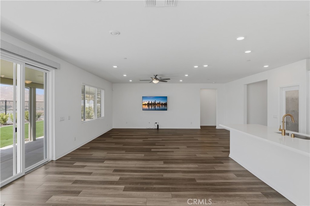 21159 Blue Jeans Court Riverside, CA 92507 - Photo 34 of 63
