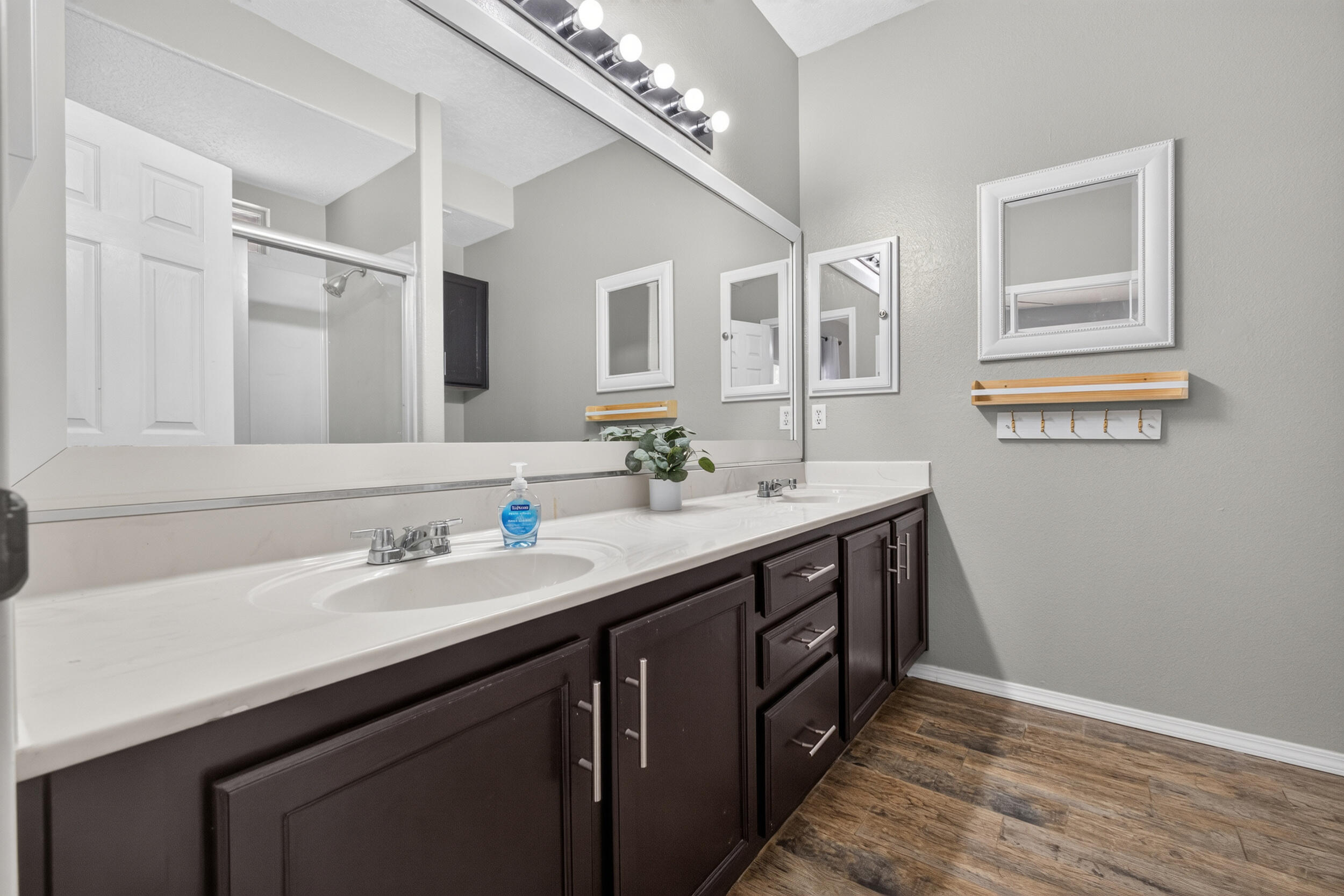 6601 Vista Del Rancho Road Northeast Albuquerque, NM 87113 - Photo 19 of 40 Gallery Image 19