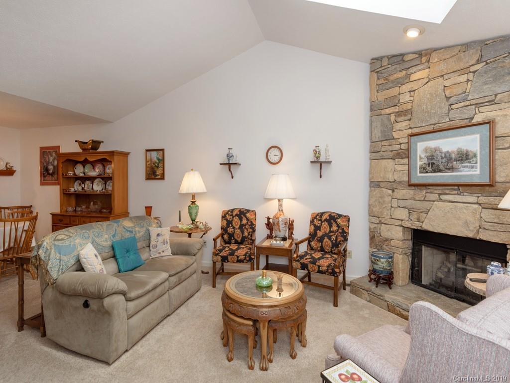 923 Kanuga Road Hendersonville, NC 28739 - Photo 5 of 12 Gallery Image 5