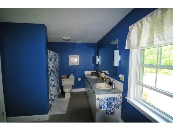 25 Barker Road Stratham, NH 03885 - Photo 22 of 34