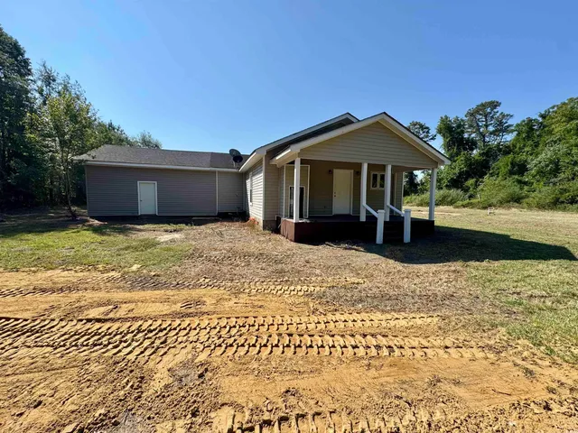 $189,500 | 280 County Rd S-45-147, Salters, SC 29590