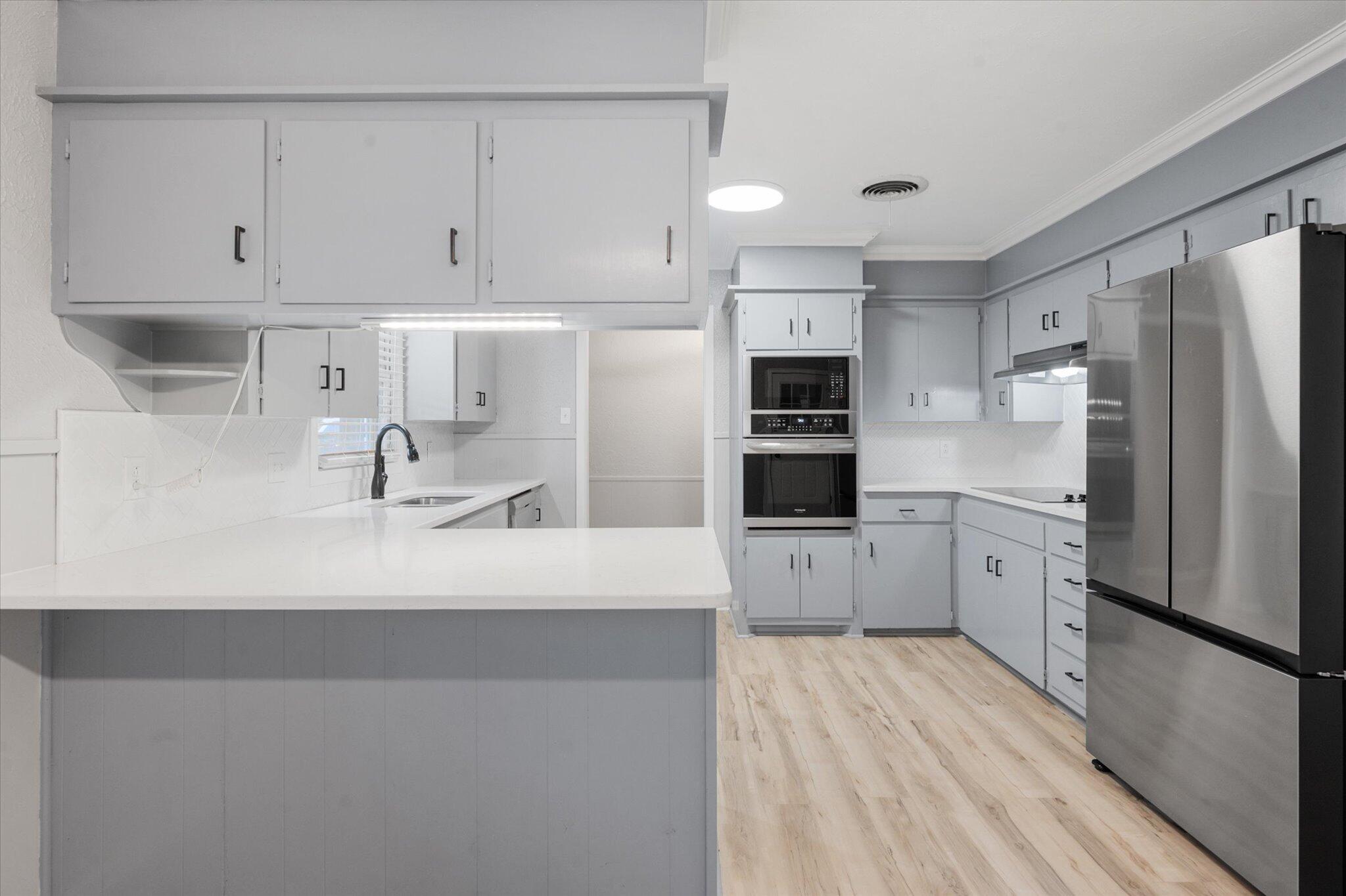 3433 60th Street Lubbock, TX 79413 - Photo 8 of 34 08-3433 60th_3843