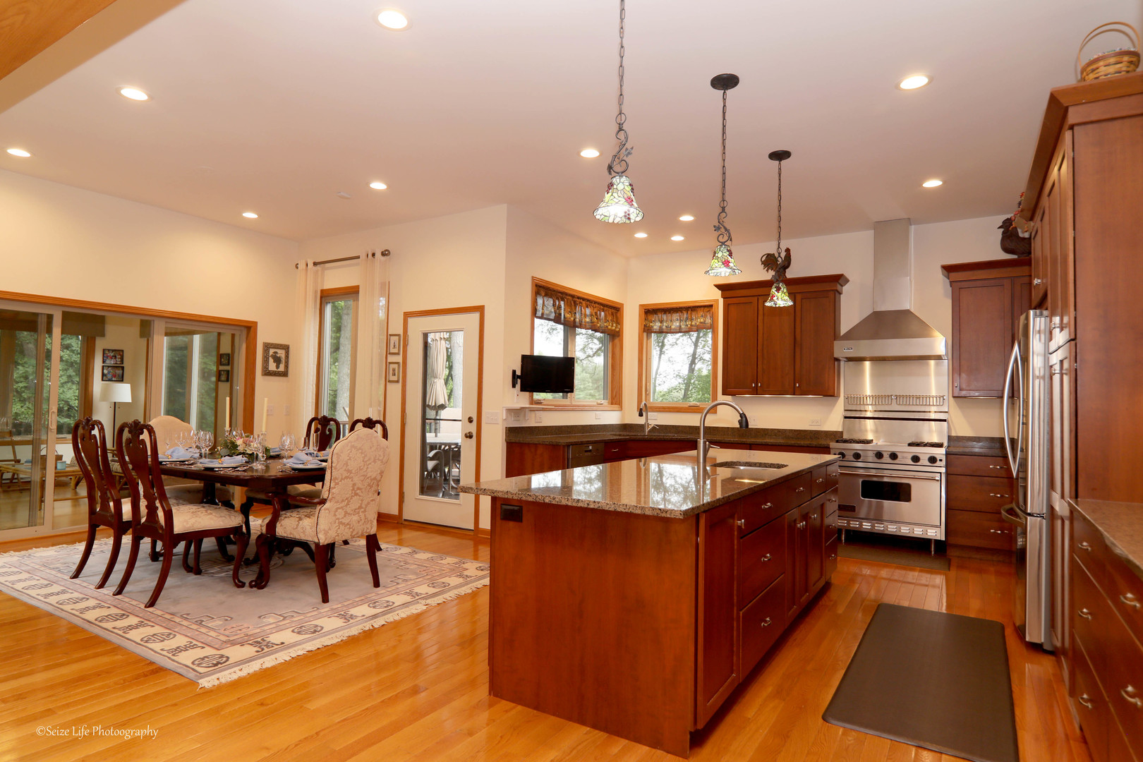 907 Busse Road Harvard, IL 60033 - Photo 2 of 45