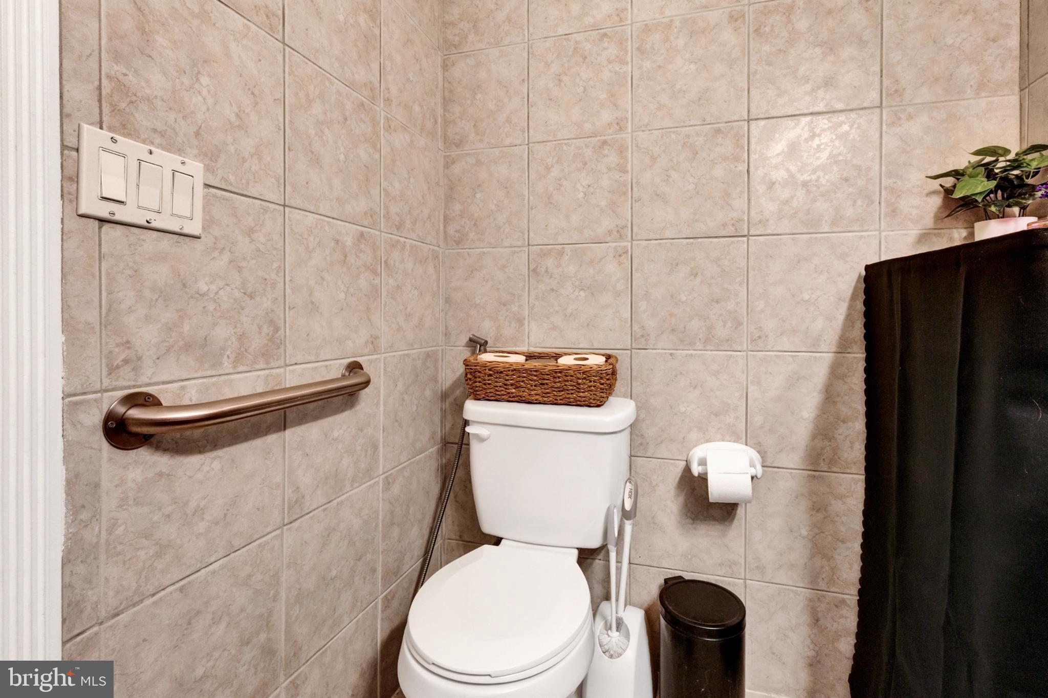 2625 Horsham Road Hatboro, PA 19040 - Photo 16 of 39 Chic and functional bathroom retreat.