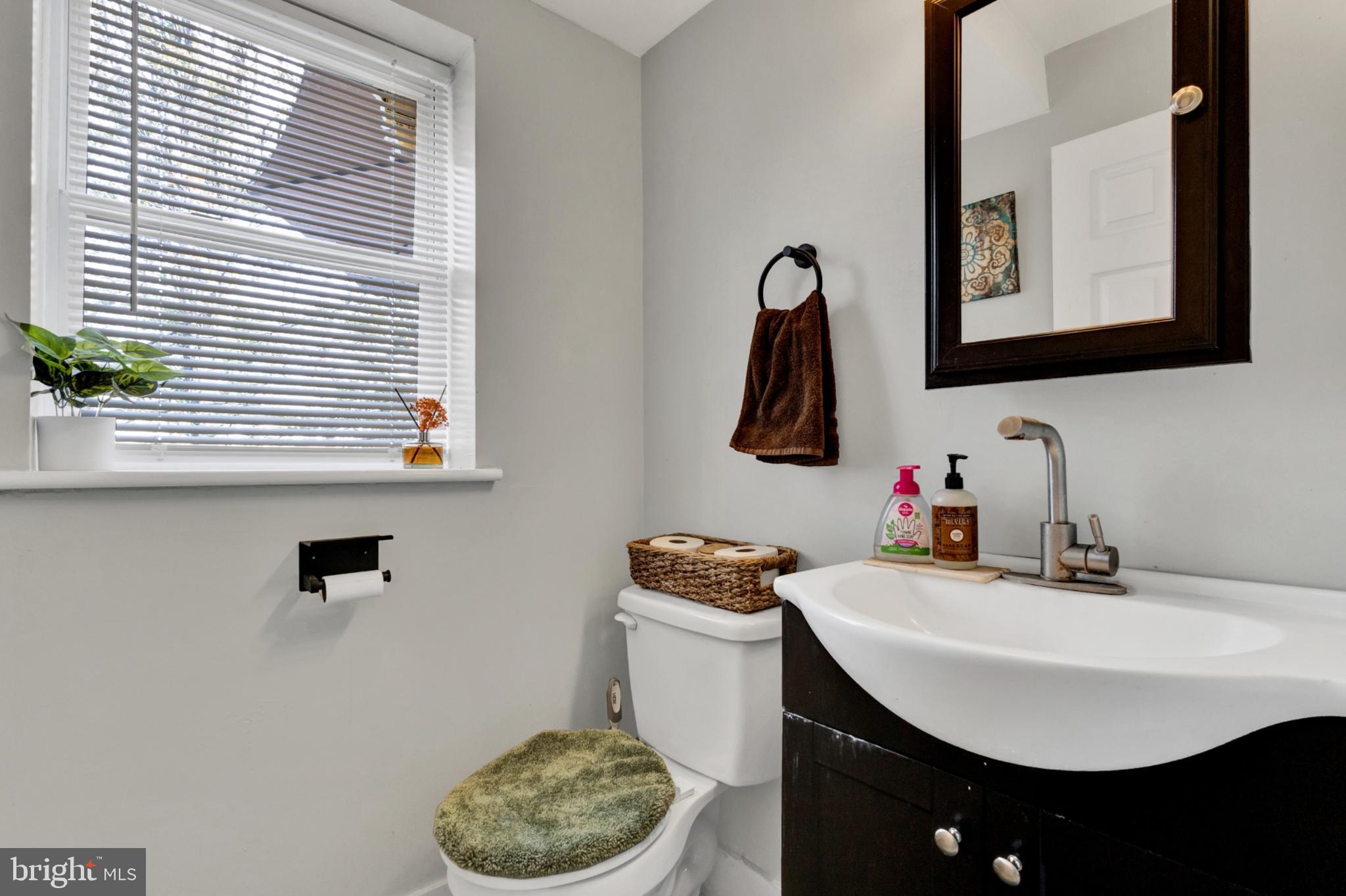 2625 Horsham Road Hatboro, PA 19040 - Photo 9 of 39 Charming bathroom with modern touches.