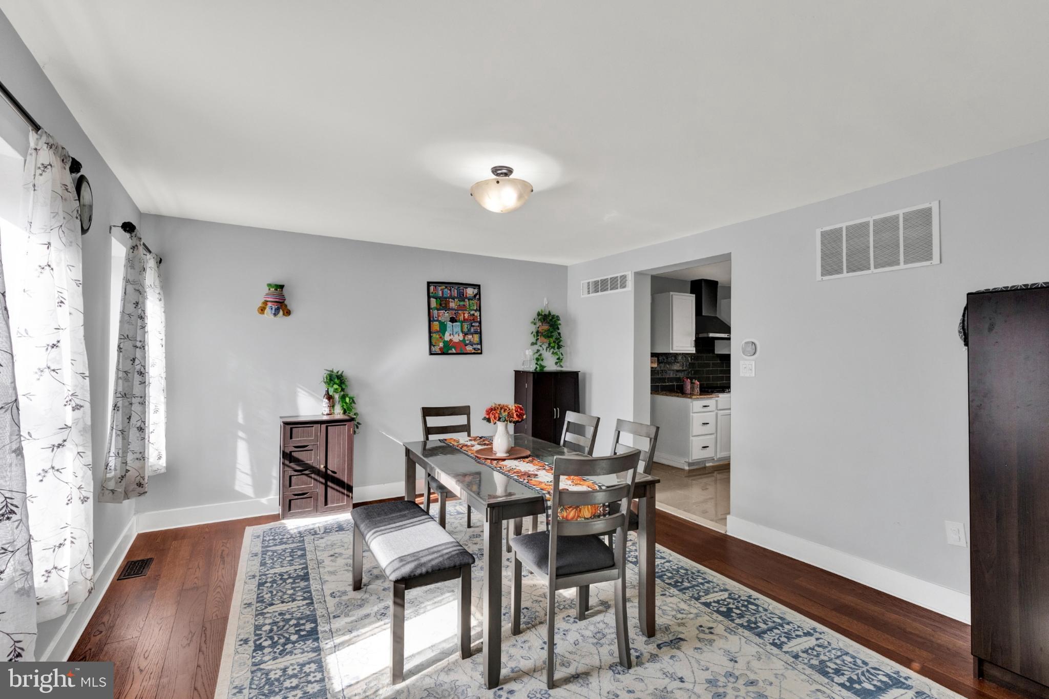 2625 Horsham Road Hatboro, PA 19040 - Photo 10 of 39 Bright and inviting dining space awaits you.