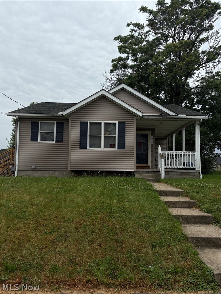 1010 6th Street Southwest Canton, OH 44707 - Photo 2 of 4