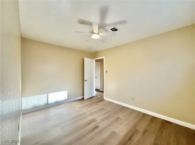 $2,050 | 1009 Torington Drive, Las Vegas, NV 89108