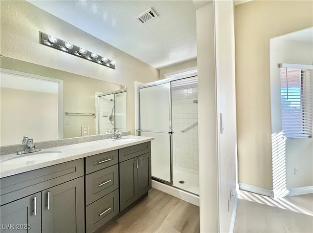 $2,050 | 1009 Torington Drive, Las Vegas, NV 89108