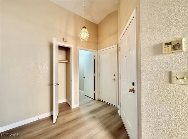 $2,050 | 1009 Torington Drive, Las Vegas, NV 89108