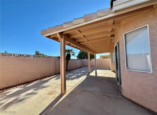 $2,050 | 1009 Torington Drive, Las Vegas, NV 89108