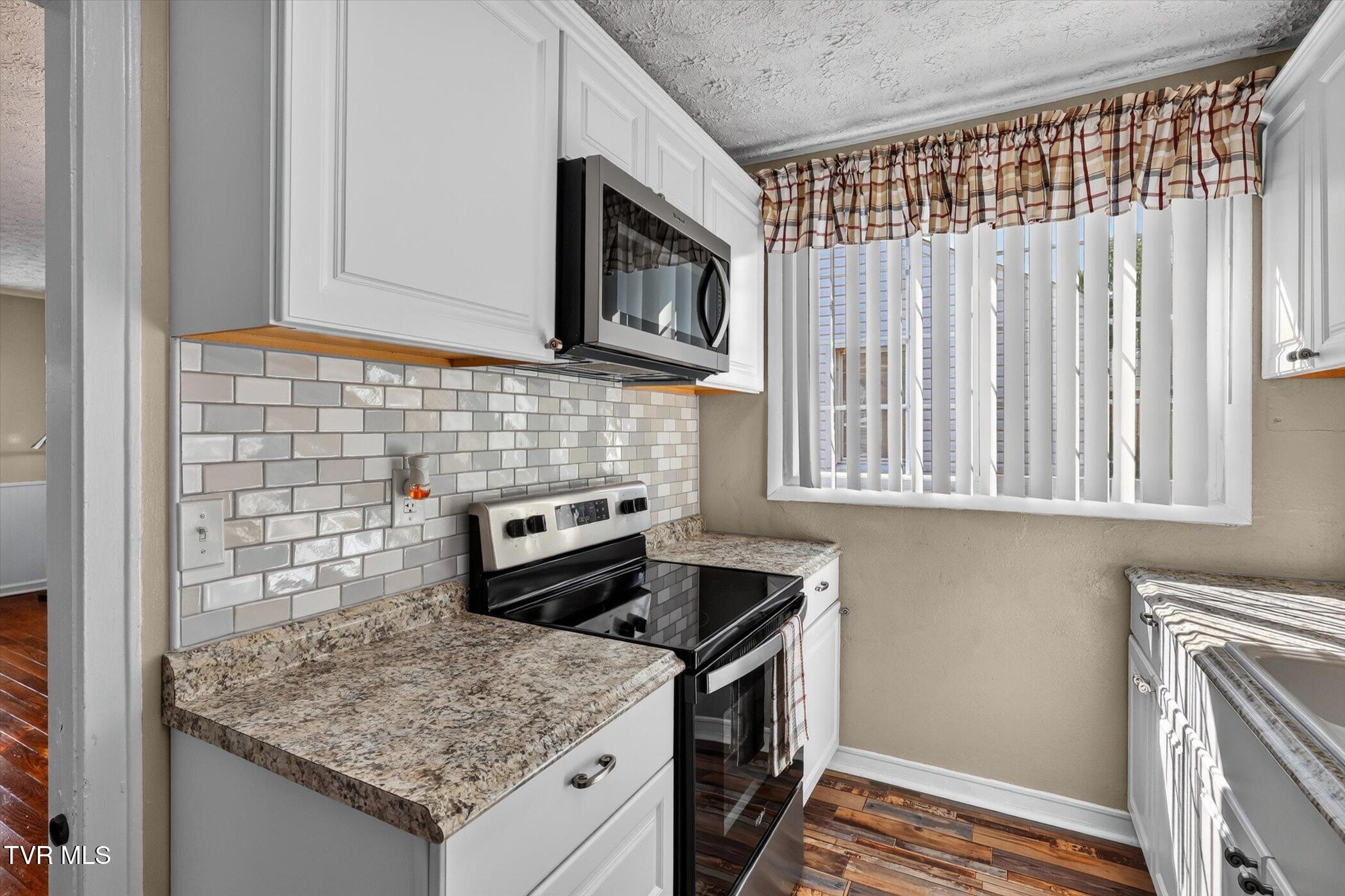 1370 Waverly Road Kingsport, TN 37664 - Photo 8 of 47 8