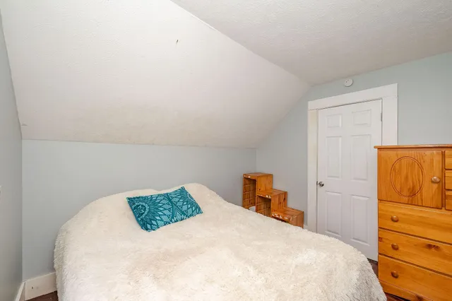 $324,900 | 89 Charles Street, Milton, NH 03851