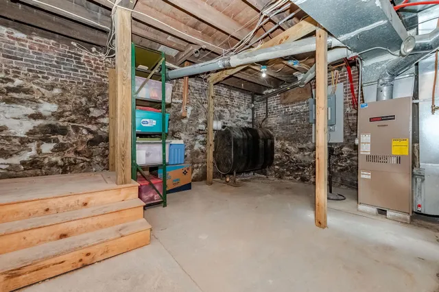 $324,900 | 89 Charles Street, Milton, NH 03851