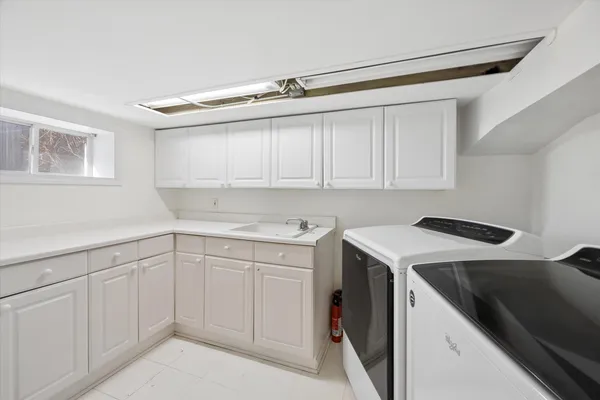 $499,000 | 4714 Highland Avenue, Downers Grove, IL 60515