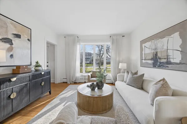 $499,000 | 4714 Highland Avenue, Downers Grove, IL 60515