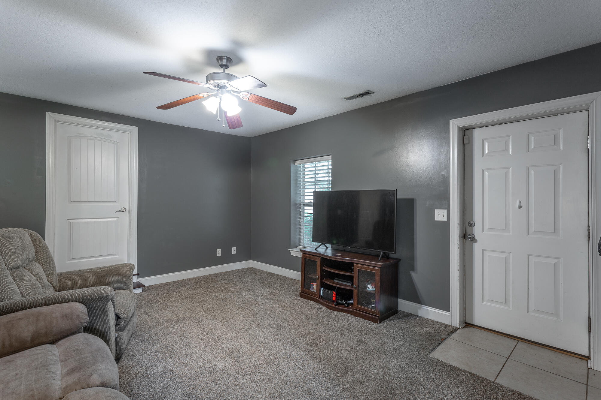 9039 Wooten Road Chattanooga, TN 37416 - Photo 13 of 47 9039 Wooten Rd-4