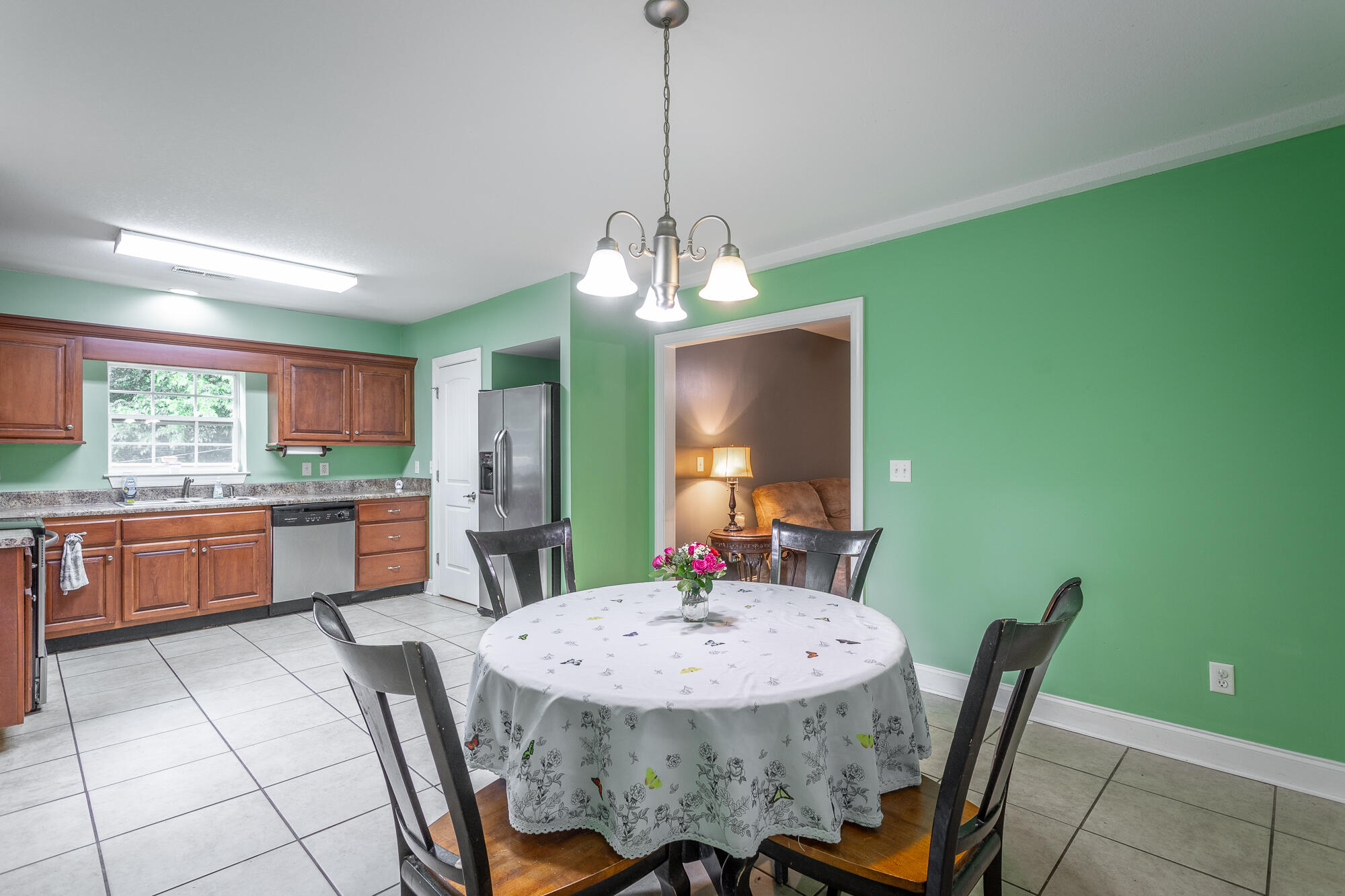 9039 Wooten Road Chattanooga, TN 37416 - Photo 16 of 47 9039 Wooten Rd-7