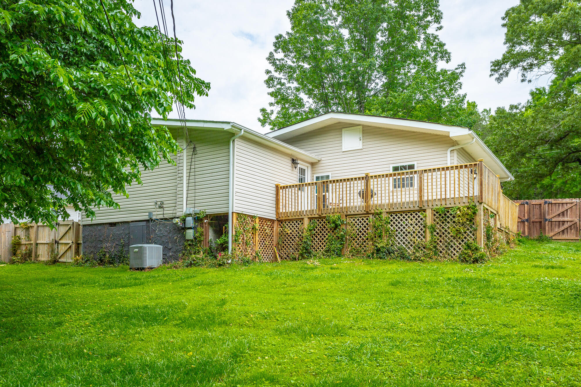 9039 Wooten Road Chattanooga, TN 37416 - Photo 36 of 47 9039 Wooten Rd-37