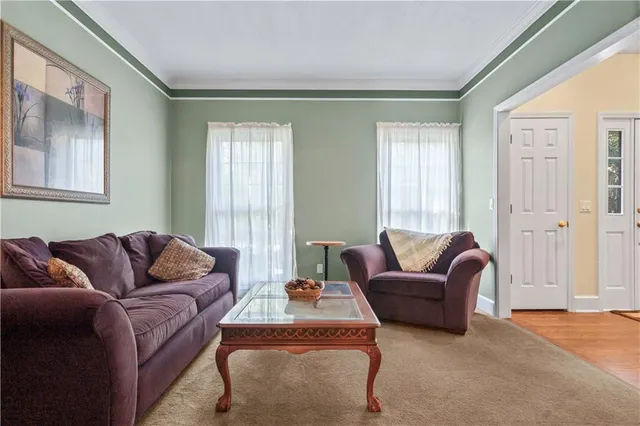 $575,000 | 10438 West 125th Terrace, Overland Park, KS 66213