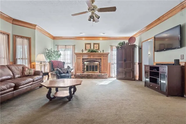 $575,000 | 10438 West 125th Terrace, Overland Park, KS 66213