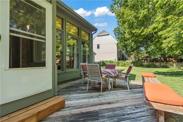 $575,000 | 10438 West 125th Terrace, Overland Park, KS 66213