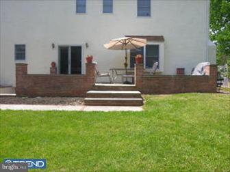 96 Roberts Road Newtown Square, PA 19073 - Photo 2 of 6 Exterior Back