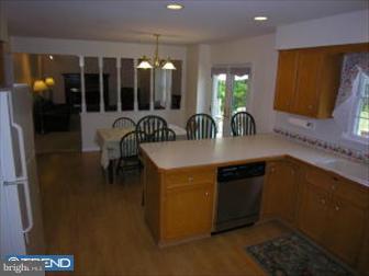 96 Roberts Road Newtown Square, PA 19073 - Photo 3 of 6 Kitchen