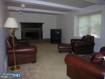 96 Roberts Road Newtown Square, PA 19073 - Photo 5 of 6 Family Room
