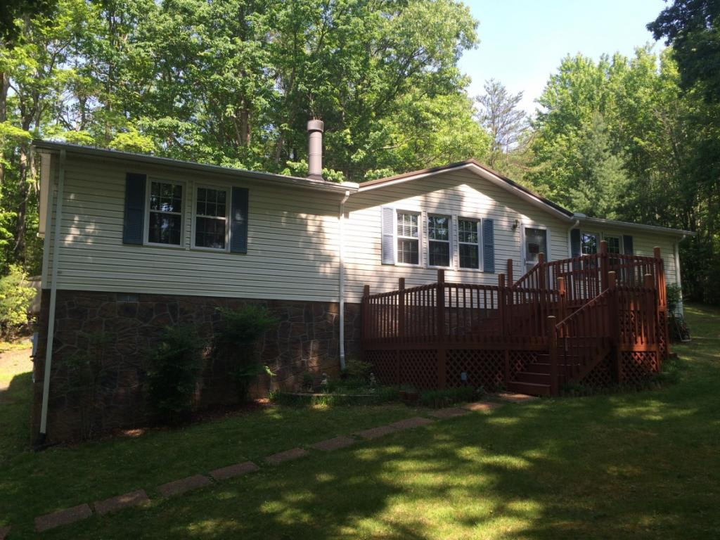 115 Cove View Road Unicoi, TN 37692 - Photo 1 of 14 Photo 1