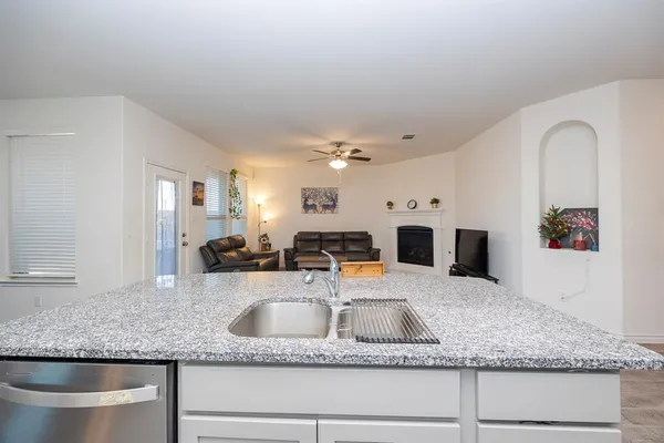 $319,900 | 10318 Thunderwood Drive, Aubrey, TX 76227