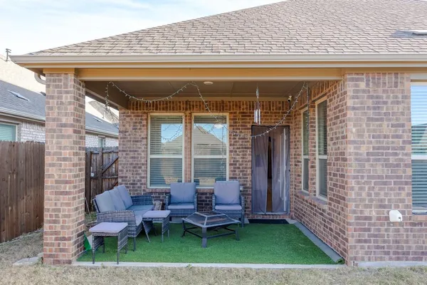 $319,900 | 10318 Thunderwood Drive, Aubrey, TX 76227