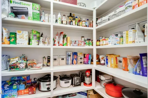 $335,000 | 219 Country Park Drive, Youngsville, LA 70592