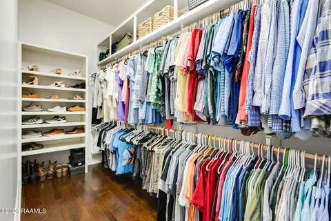 $335,000 | 219 Country Park Drive, Youngsville, LA 70592