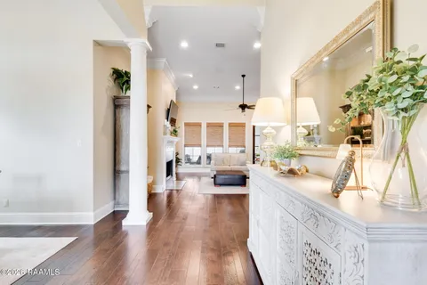 $335,000 | 219 Country Park Drive, Youngsville, LA 70592