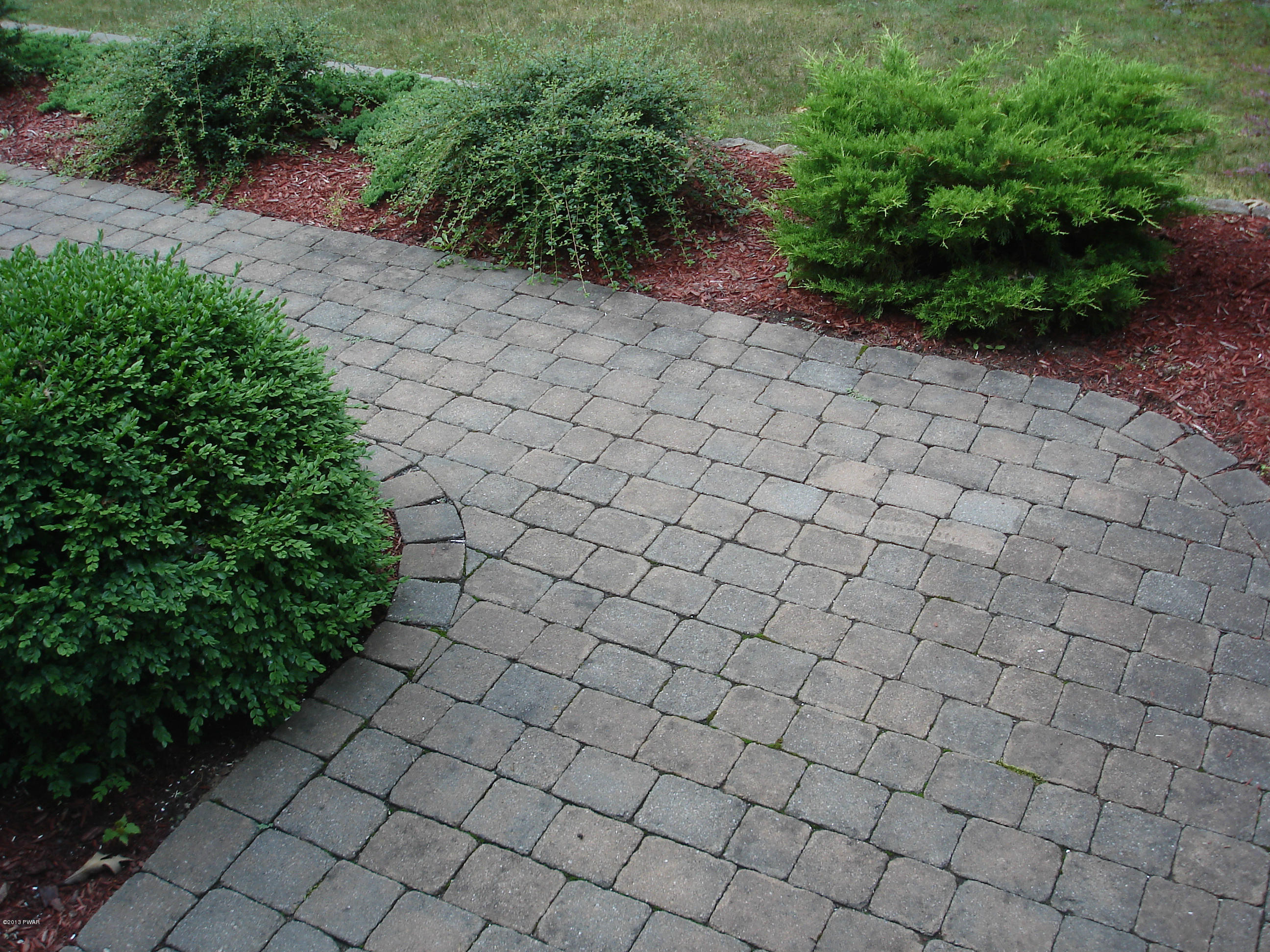 124 Stone Ridge Lane Milford, PA 18337 - Photo 9 of 33 Gallery Image 9