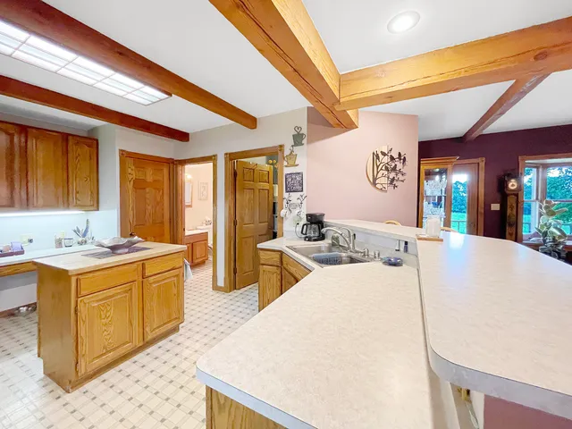 $750,000 | N6707 La Ferme Road, Plymouth, WI 53073