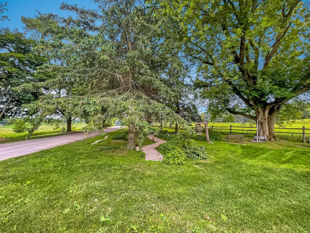 $750,000 | N6707 La Ferme Road, Plymouth, WI 53073